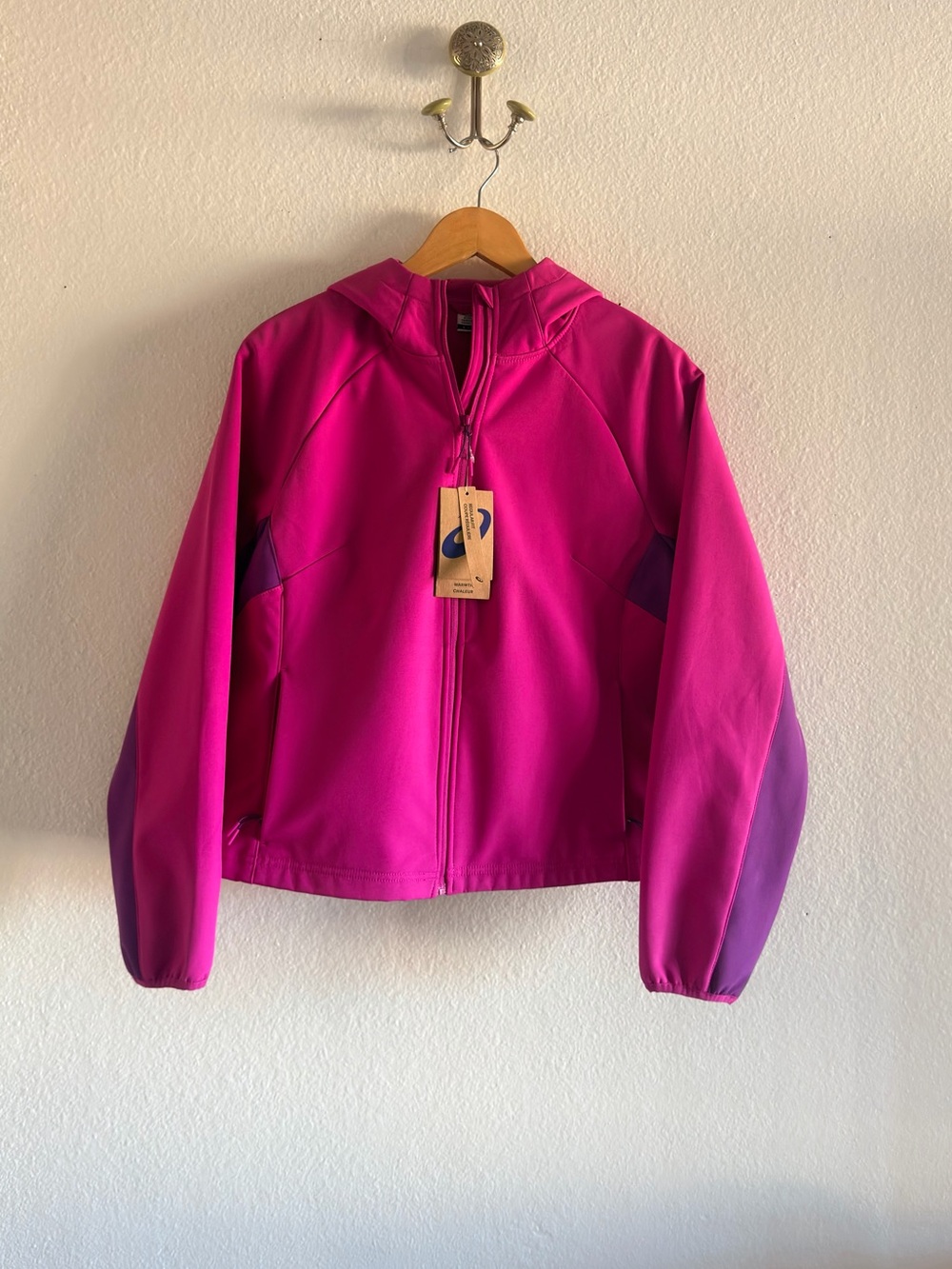Asics Women's Hooded soft shell Jacket - Hot Pink with Purple Accents